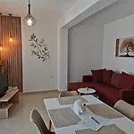 Апартаменты Evris House Color *