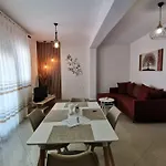 Evris House Color Апартаменты